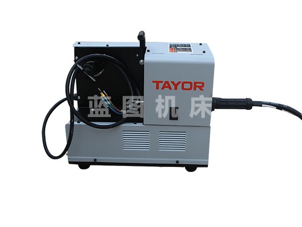 自動化內(nèi)孔焊機