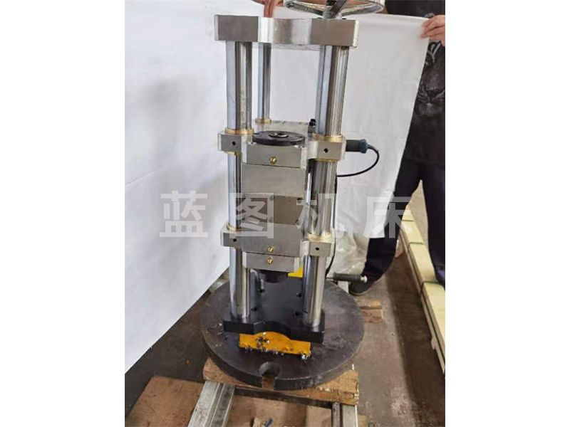 藍(lán)圖機(jī)床便攜式鉆孔機(jī)