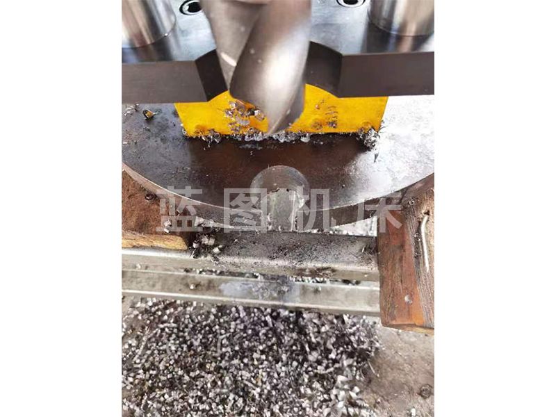 藍(lán)圖機(jī)床便攜式鉆孔機(jī)
